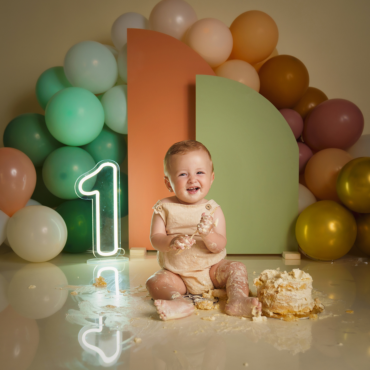 carlota lagunas fotografía Reportaje Smash Cake creativo y original en Zaragoza: ¡diversión asegurada para el bebé!